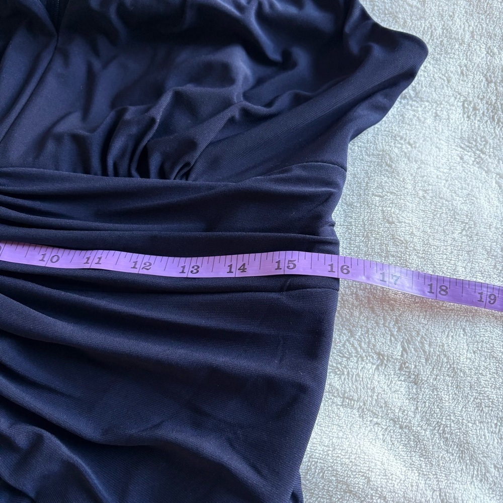 Vince Camuto Midnight Blue Cap Sleeve Formal Dress Gown w Rhinestone Neck Detail - Picture 13 of 17